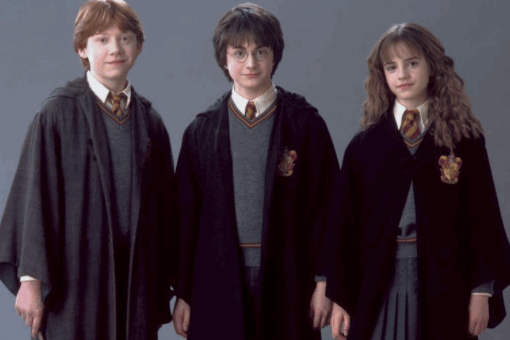 《哈利波特》每一部的名字是什么?