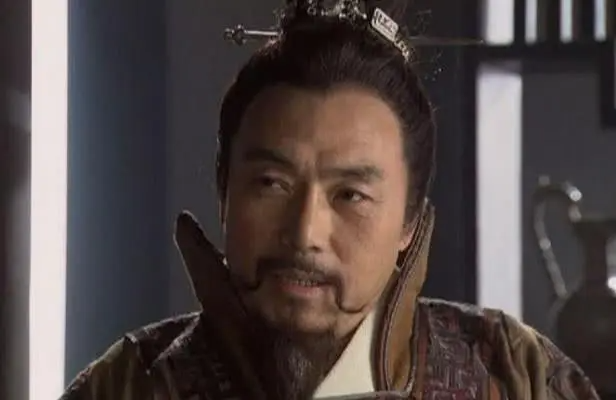 见风使舵的意思是什么