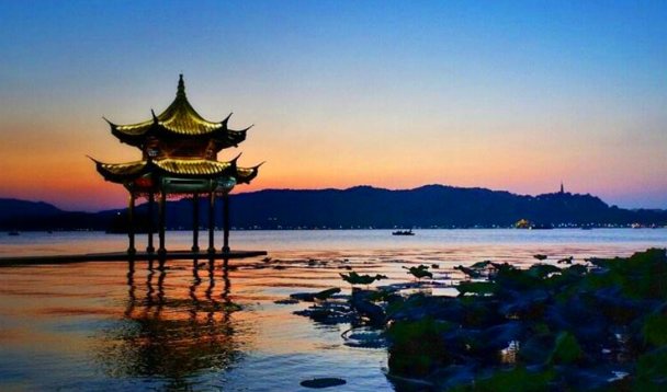 杭州市中心是哪个区