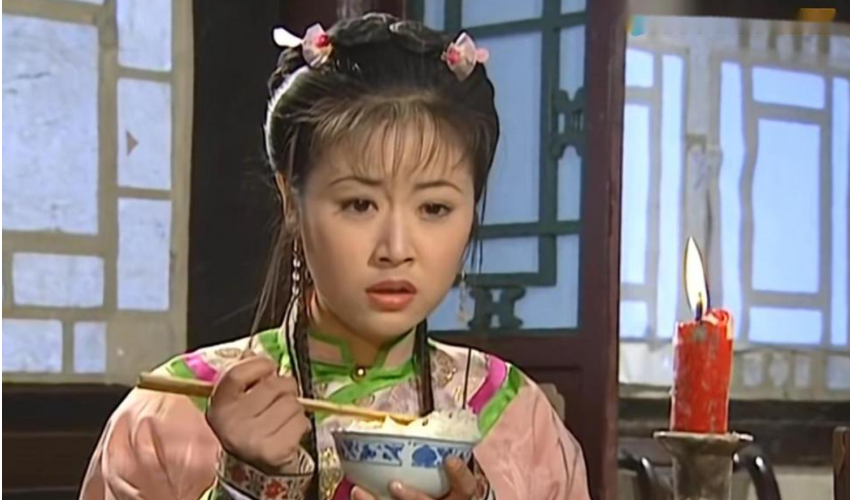 还珠格格里容嬷嬷扎针那集是哪一集？