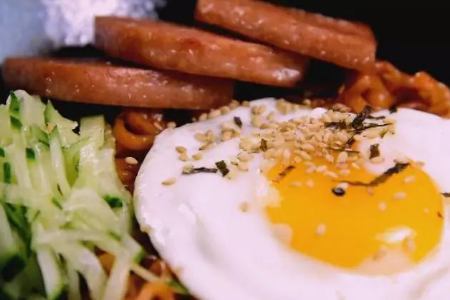 火鸡面的正确吃法是什么?