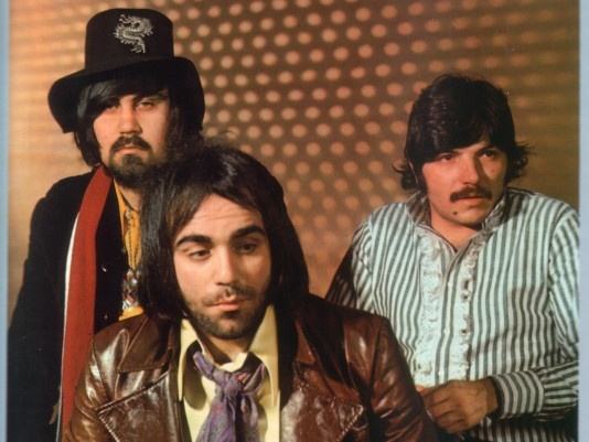 《rain and tears》 歌词最好的翻译