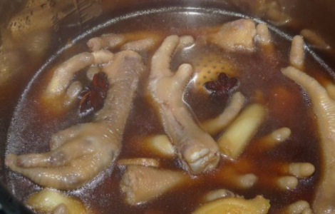 卤鸡爪的制作方法和配料分别是？