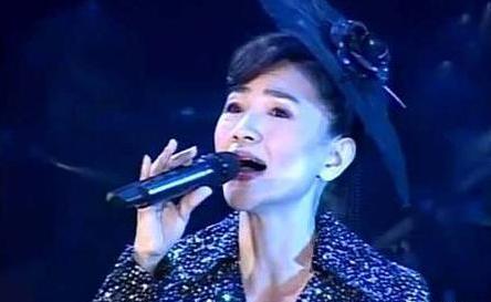 “帽子歌后”凤飞飞,巅峰时红过邓丽君,死讯被“隐藏”一个月,为何?
