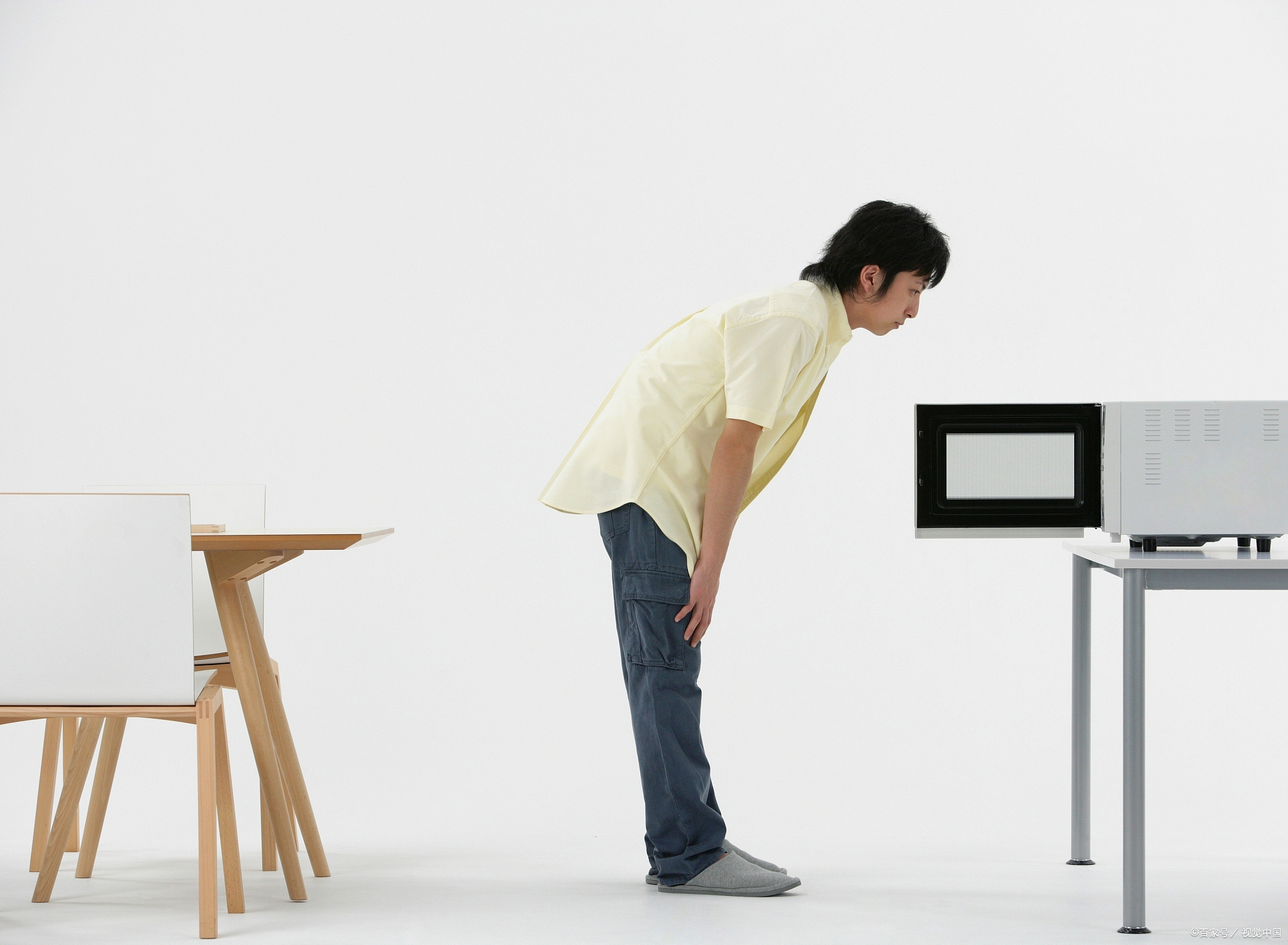 微波炉的工作原理是什么?