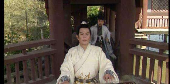 关于《三国演义》的歇后语。