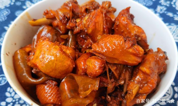 炖鸡怎样炖才好吃？