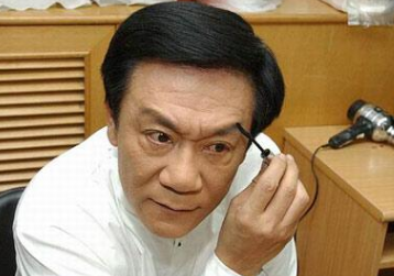 郭德纲终于不再沉默，曝戴志诚娶侯耀文前妻的背后原因，怎么回事？