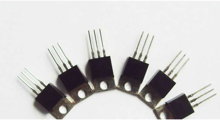 三极管怎么检测？