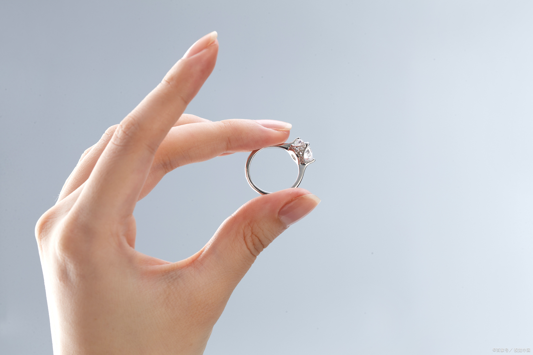 铂金分级别吗？铂金上带有pt是什么意思？