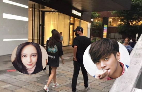 周扬青的父亲从事什么职业?