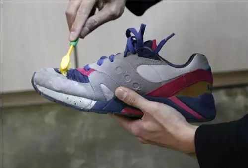 如何清洗运动鞋？