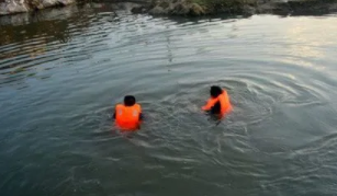 甘肃一哥哥为救弟弟双双溺亡,校方在此事中有哪些责任?