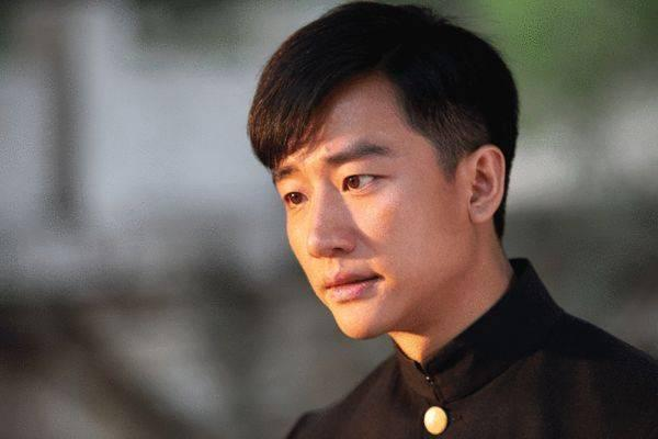 黄轩终止与HM合作,终止合作的原因是什么?