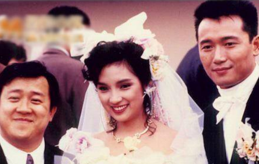 苗侨伟“收服”年轻的戚美珍,凭的是什么?