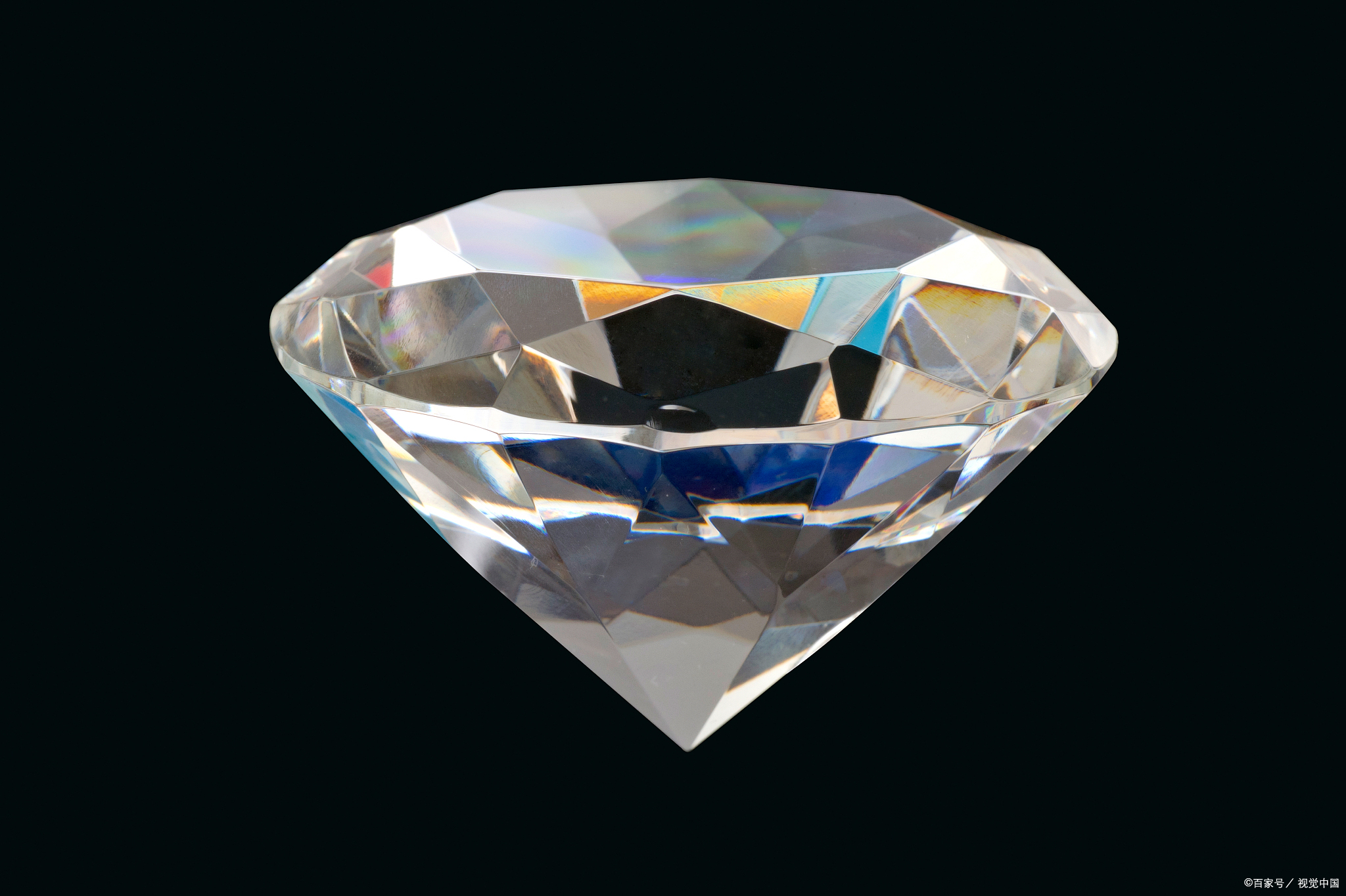 网购钻石靠谱吗,在钻石网购时有什么注意事项呢?