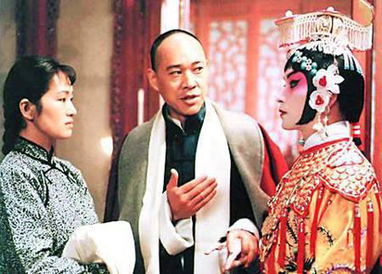 《霸王别姬》到底讲了一个什么样的故事?