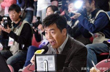 黄健翔是当时最火的足球评论员,怎么突然从央视辞职了?