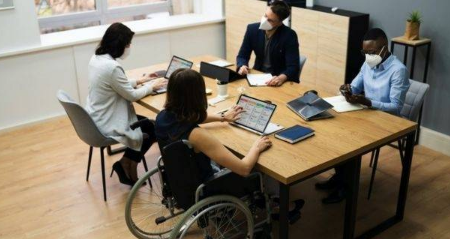 奥密克戎在常温下能活多久?奥密克戎潜伏期和症状期都有多久?