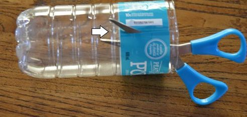 矿泉水瓶做花瓶 步骤是什么?