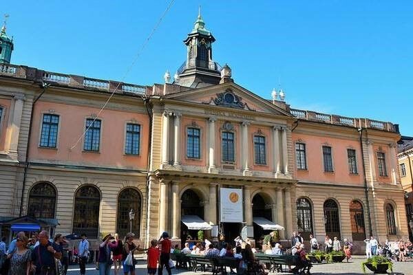 去年所发生的丑闻事件,会对今年诺贝尔文学奖的评选公正性产生哪些影响?