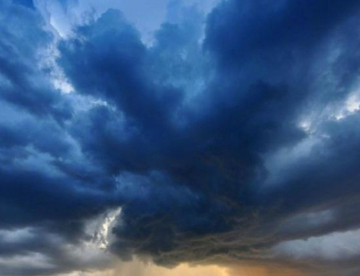 福建现巨型圆柱是怎么形成的?