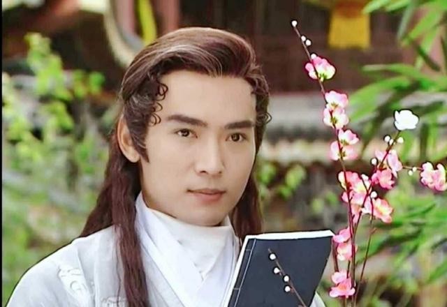 你觉得萧蔷整容前后有什么变化?