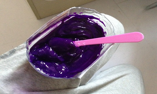 怎么用紫药水染发？