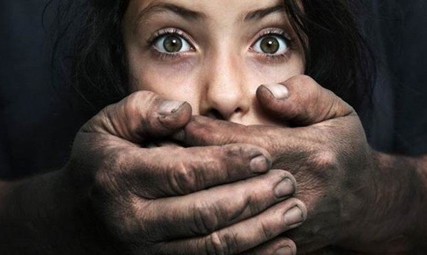 长春某强戒所副调研员性侵少女,致其怀孕后引产,最后是怎样判决的?