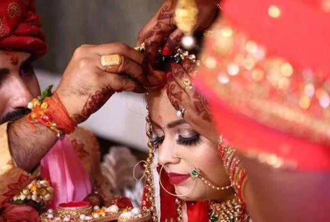 疫情致印度童婚事件显著增加,这是为何?