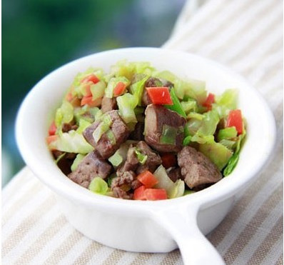 动物肝脏和菠菜哪个补铁效果好?