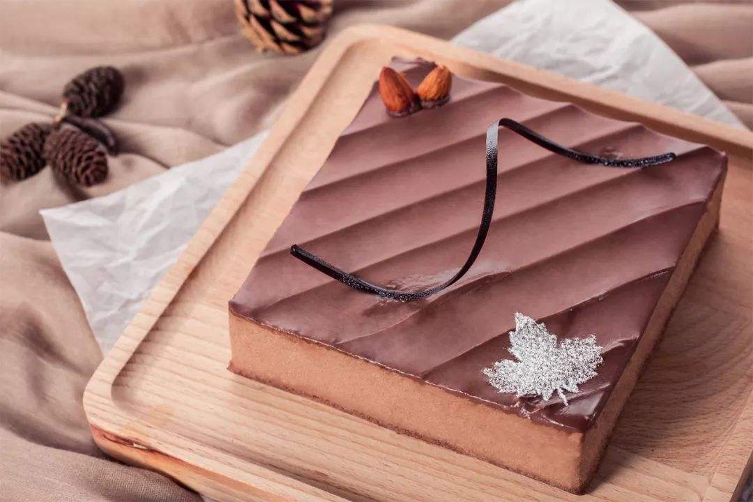 网红蛋糕贝思客被曝经营异常,这是什么原因导致的?