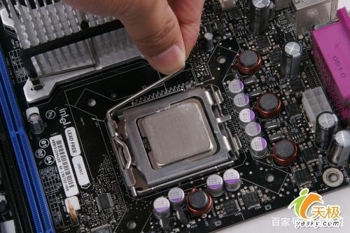 请问台式电脑是品牌机好还是组装机?