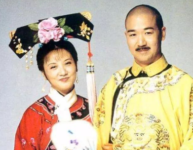 邓婕和张国立结婚多年,为什么不要孩子呢?