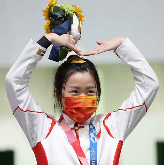 杨倩遭警告,别和白敬亭走得太近,流量艺人配不上你,究竟是为什么?