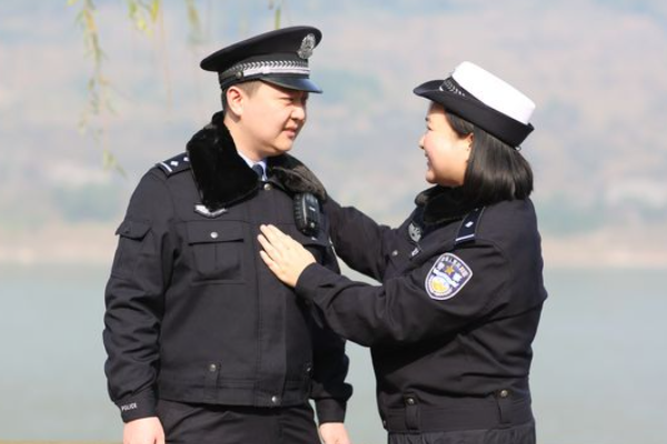 公安部明确规定警察配偶子女经商办企业禁业范围,具体是如何规定的?