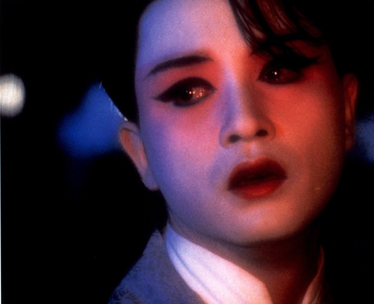 《霸王别姬》到底讲了一个什么样的故事?