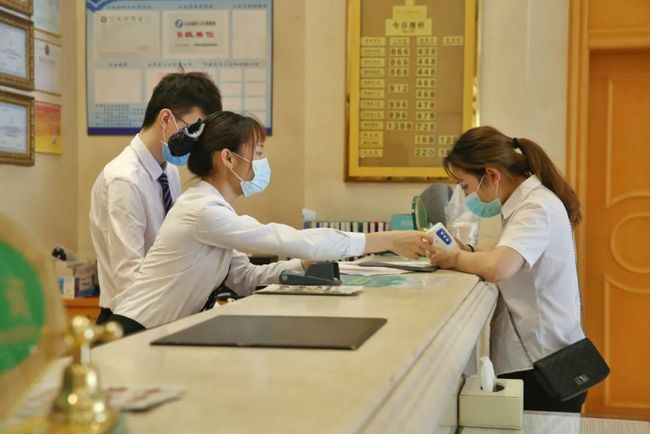 南昌职员因国庆节拒绝上班被开除,将公司告上法庭,法院最终是如何判的?