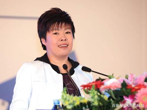 于丹被“北大轰下台”后,她说了一句什么话,令人肃然起敬?