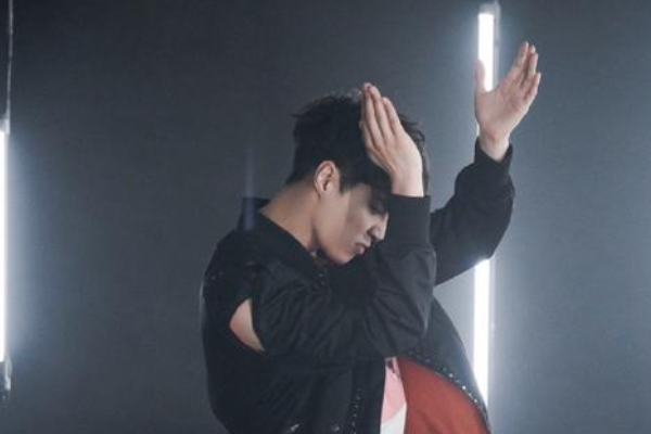 张艺兴连拿四个奖,分别是哪些奖?