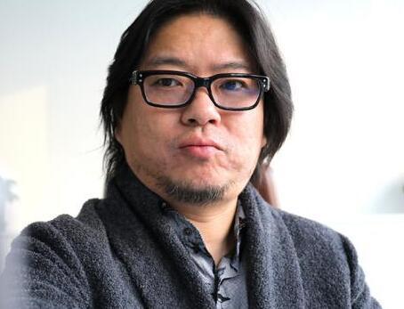 17岁就跟了36岁的高晓松,20岁结婚为他生女儿,最后为何又离婚了?