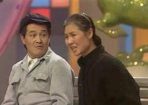 赵本山卸任本山传媒法定代表人,仍持股19.6%,谁将接任他的位置?