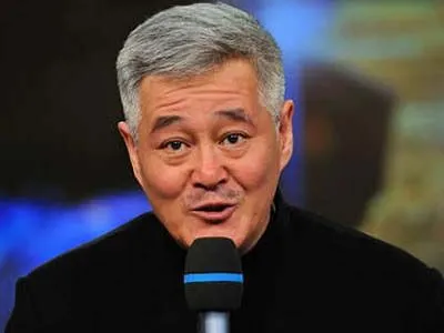 赵本山卸任本山传媒法定代表人,仍持股19.6%,谁将接任他的位置?