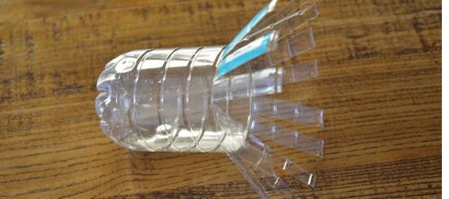 矿泉水瓶做花瓶 步骤是什么?