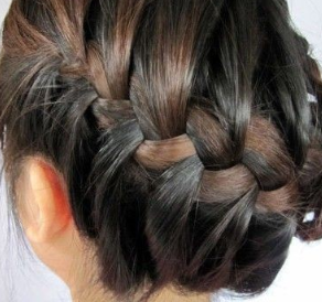 10一12岁编发辫子教程是怎样的?