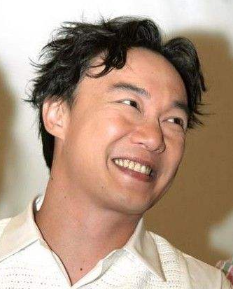 潘长江COS陈奕迅让人惊艳，完美的COS应该注意什么？