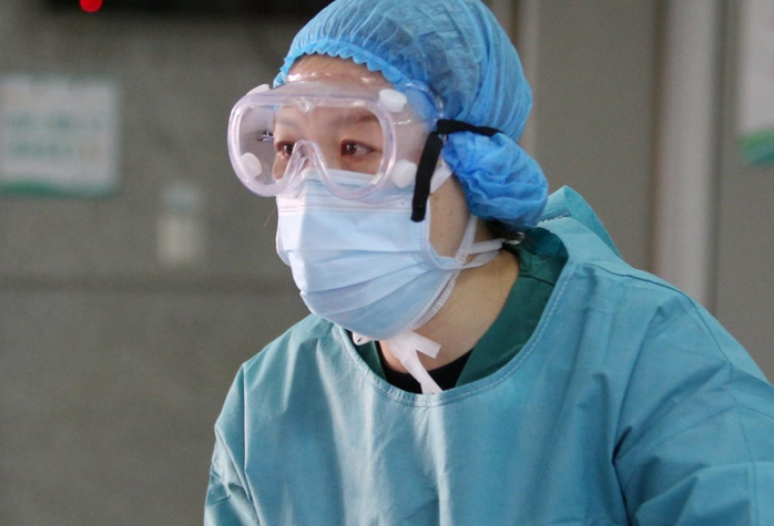 上海六院医务人员发生肢体冲突惹争议,在医院这样的环境下发生争执妥当吗?