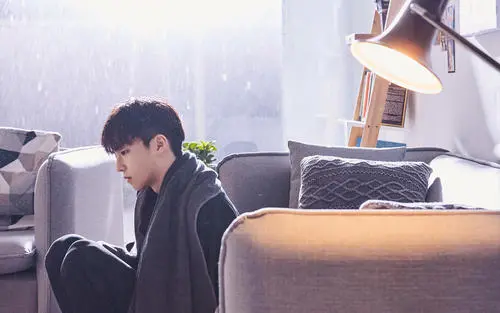 陈立农与《时光机》的片方终止合作了,终止合作的原因是什么?