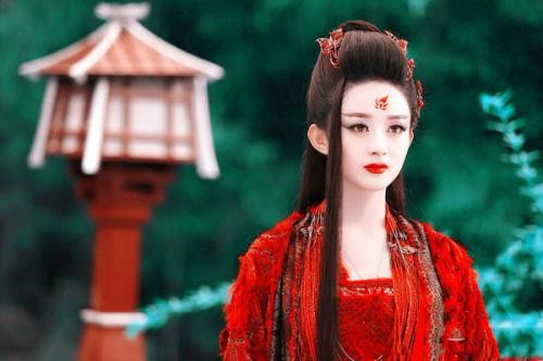 网上疯传赵丽颖与冯绍峰离婚了,是真的吗?