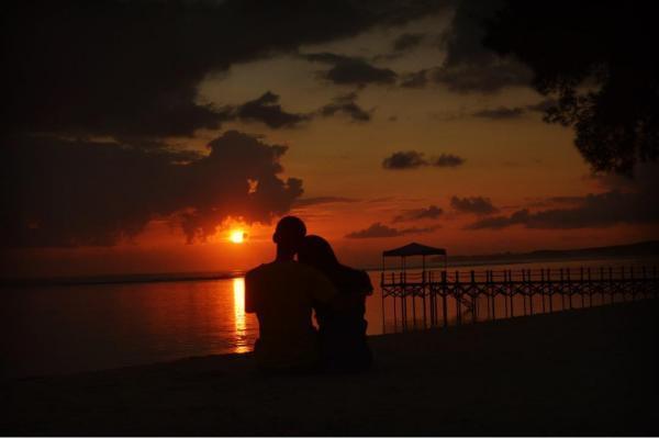 无人与我立黄昏 无人问我粥可温全诗是什么?